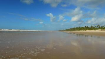 Na praia