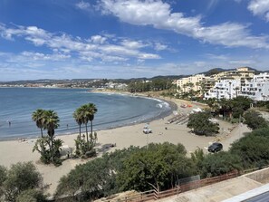 Sun-loungers, beach towels
