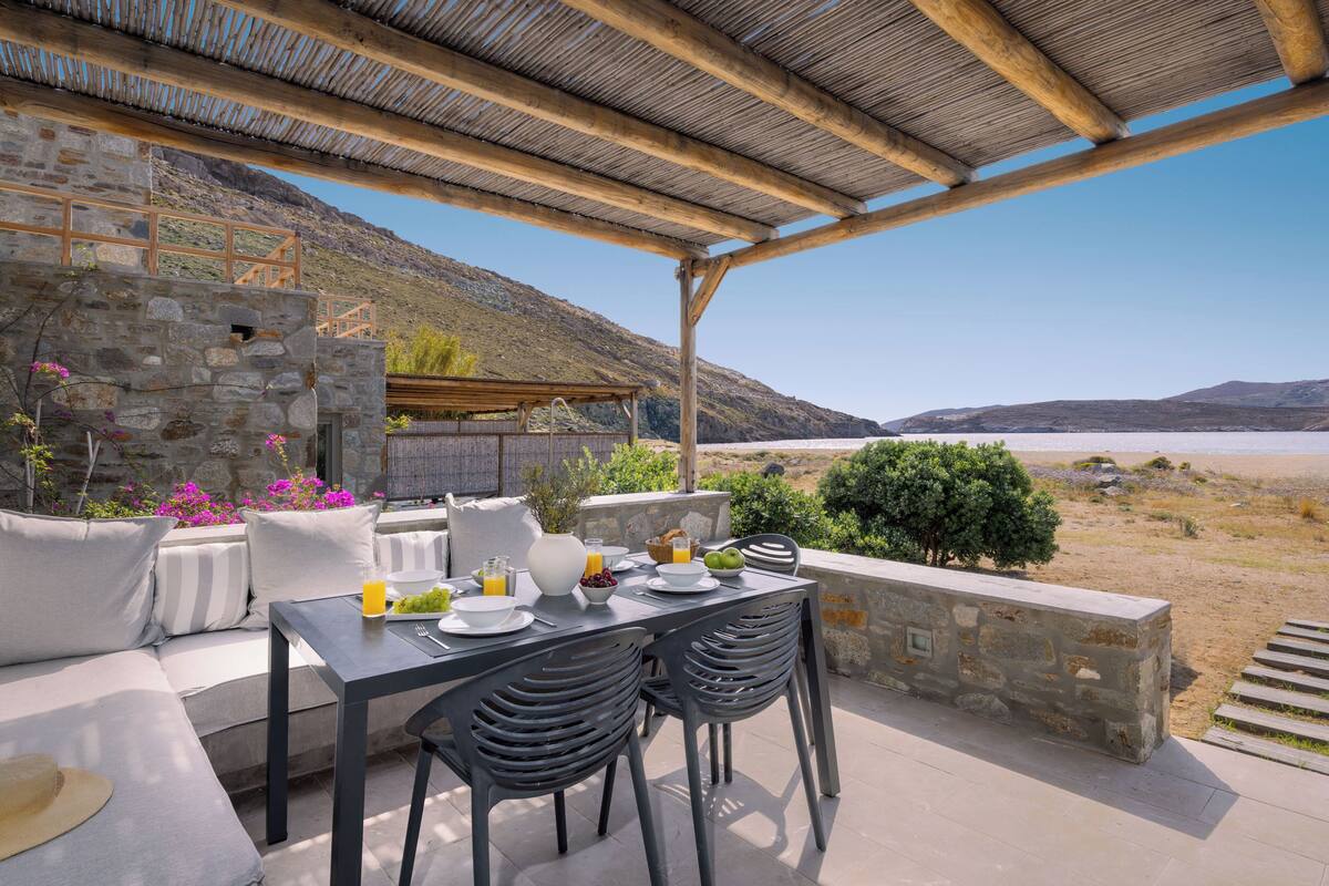 Three Bedroom Beachfront Maisonette | Terrace/patio