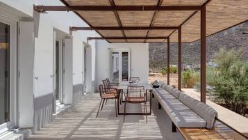 Beachfront 4 Bedroom Villa with Hammam | Terrace/patio
