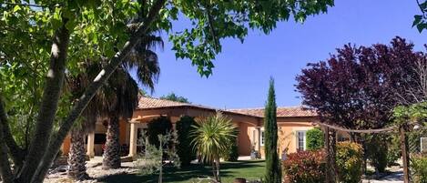 Jardines del alojamiento