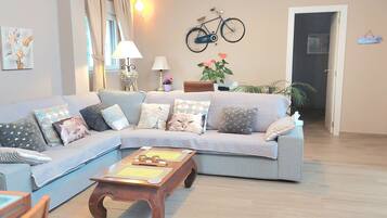 Een smart-tv, videogames, boeken en een stereo