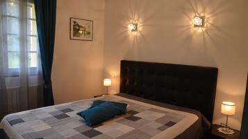 1 chambre, fer et planche Ă repasser, lit parapluie, Wi-Fi gratuit