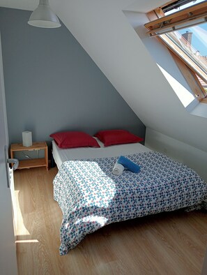 3 bedrooms, iron/ironing board, travel crib, free WiFi - Nice house (Perros-Guirec)
