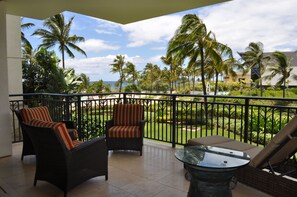 Property grounds - Luxury Ko Olina Beach Villa with direct beach view. Sleeps 6. (Kapolei)