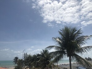 Televisión de pantalla plana