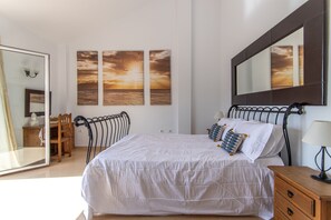 5 bedrooms, in-room safe, iron/ironing board, travel crib