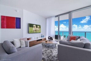 Télévision, espaces bureaux