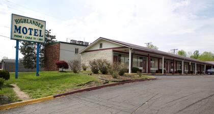 Highlander Motel