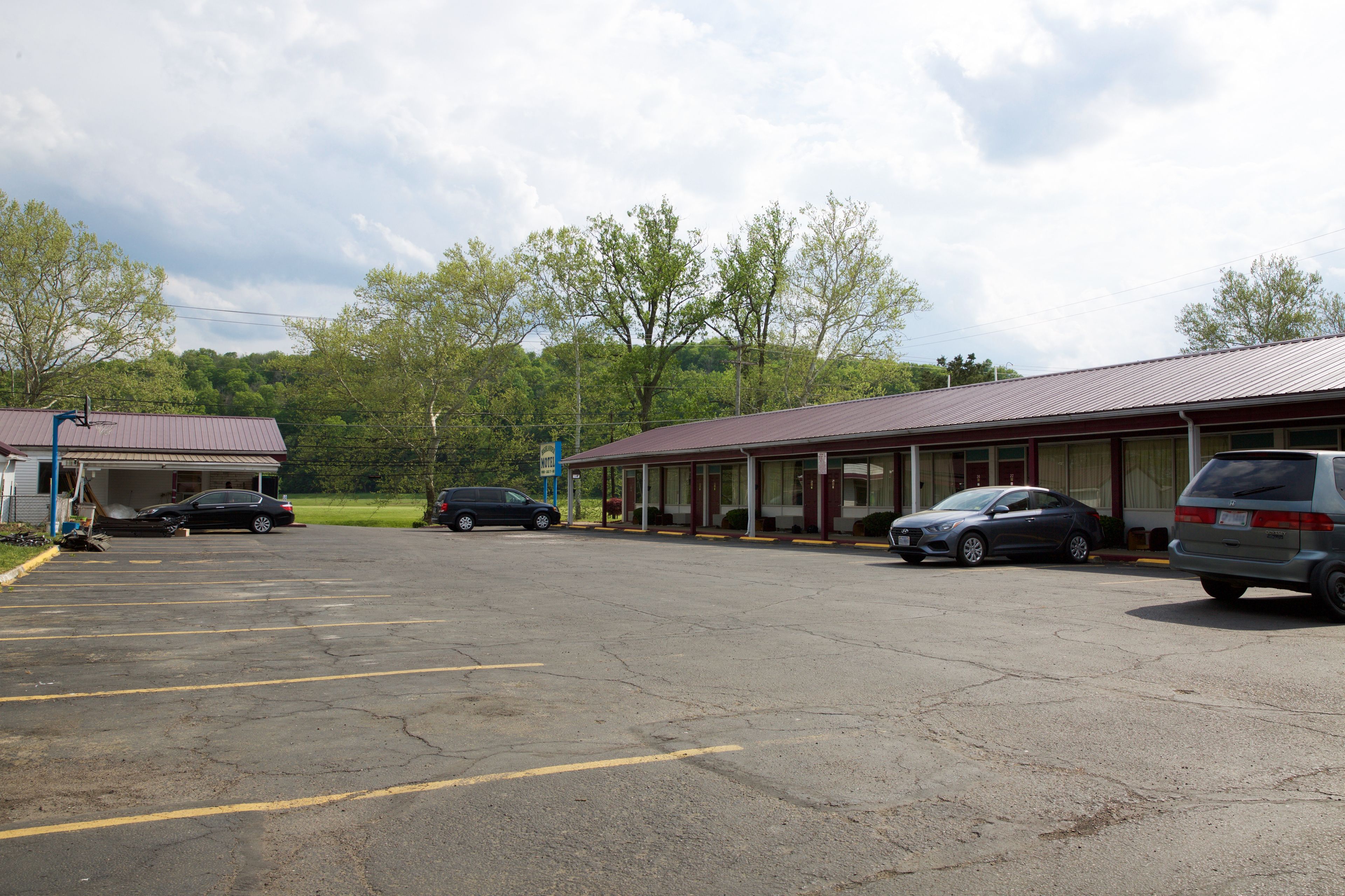 Highlander Motel — photo 13