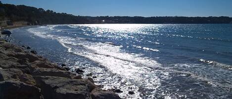 Beach nearby, sun-loungers