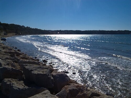Große Erdgeschosswohnung, Privater Garten, Strand in 150 m., Herrlicher Meerblick