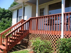 Exterior detail - Mountain View Cottage in Asheville, NC (Asheville)