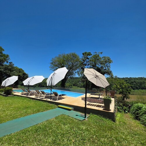 Tupa Lodge selva y río