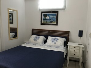 Iron/ironing board, free WiFi, bed sheets - Casa a 50 metros da praia da Armação (Florianópolis)