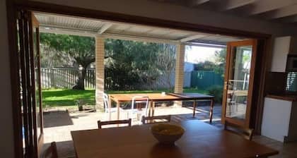 Dunsborough - "Peppermints" 181 Naturaliste Terrace