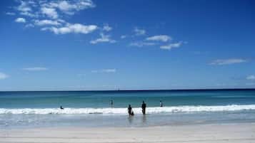 Na praia