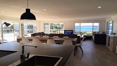 Seas the Day - Emu Bay Kangaroo Island