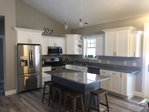 Ski Bunnies Crystal Mountain Chalet, Neubau, Schlafmöglichkeiten für 15