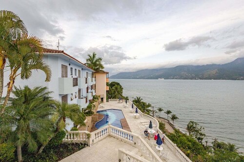 An oasis in São Sebastião! Apartment with stunning ocean views!