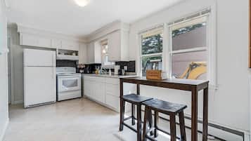 Casa de campo Confort | Cocina privada | Microondas, horno, parrilla de estufa y lavavajillas