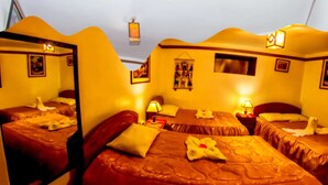 View from room - Marlon's House Cusco - Hostel (Cusco)