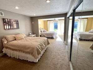 5 chambres, fer et planche à repasser, lit parapluie, Wi-Fi gratuit