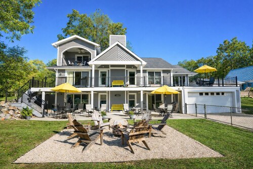 Paradise Vacation Home! 2 Master Suites! Game Rm Arcade Fish Kayak 15 Mins to ND