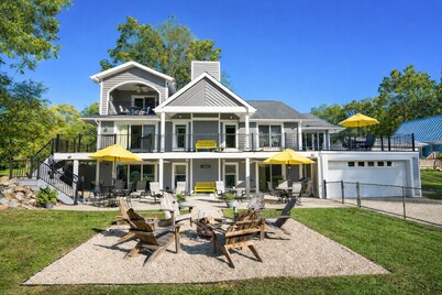 Paradise Vacation Home! 2 Master Suites! Game Rm Arcade Fish Kayak 15 Mins to ND