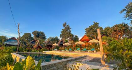 Sunset Hill Penida Resort