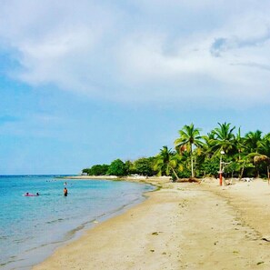 Beach nearby, beach towels