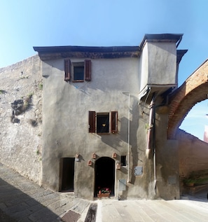 Esterni