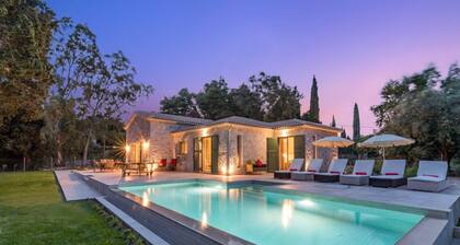 Astarte Villas - Laalu Luxuriöse, private Villa mit Pool