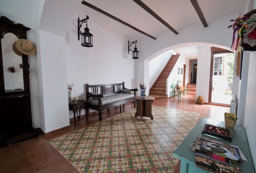 Casa Besana est une ancienne ferme rénovée à La Mancha toledana.