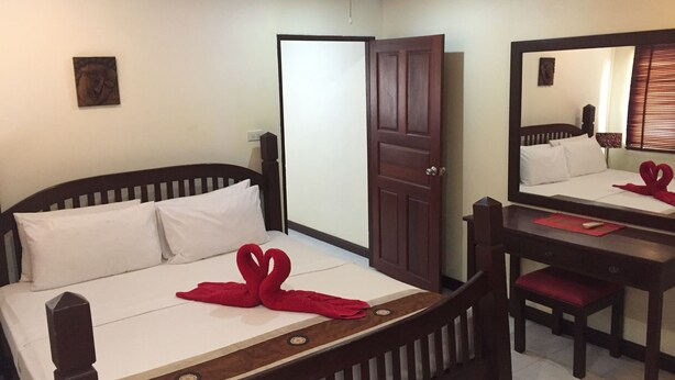 Unclassified image, 1 of 18, button - Fishermans village apartments (Koh Samui)