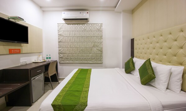 Iron/ironing board, rollaway beds, free WiFi, bed sheets