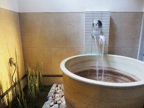 Luxus-Stadtwohnung, 2 Schlafzimmer, Kochnische (TSUKI) | Komfortbadewanne