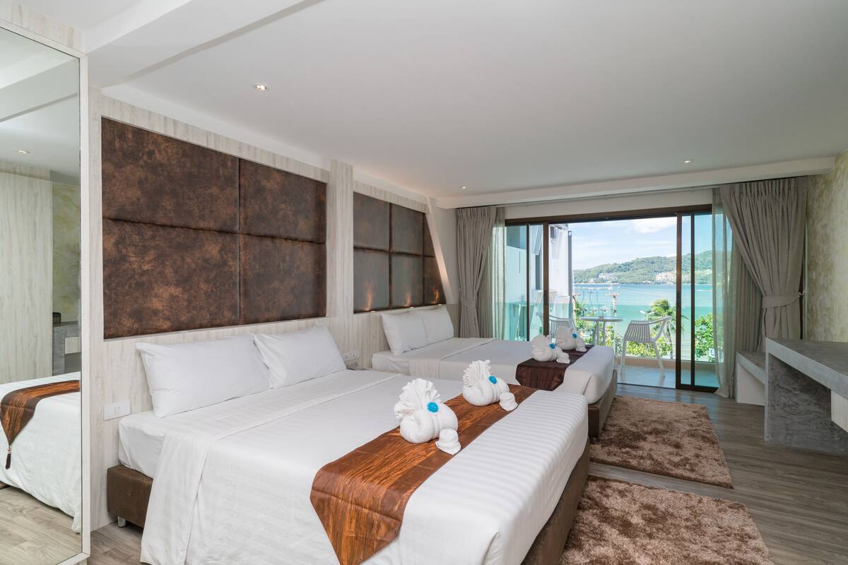 In-room safe, desk, blackout drapes, soundproofing
