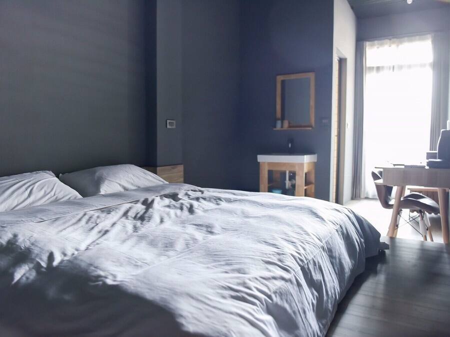 Honeymoon-Doppelzimmer, 1 Queen-Bett | Hochwertige Bettwaren, Daunenbettdecken, individuell dekoriert