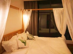 Bureau, rideaux occultants, chambres insonorisées, Wi-Fi gratuit