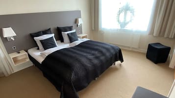 Suite, 1 Double Bed | 1 bedroom, premium bedding, down comforters, desk