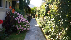 Exterior - Mayflower Apartment & Studios (Corfu)