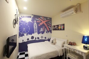 Desk, blackout curtains, soundproofing, free WiFi - Fasiter B&B (Hualien City)