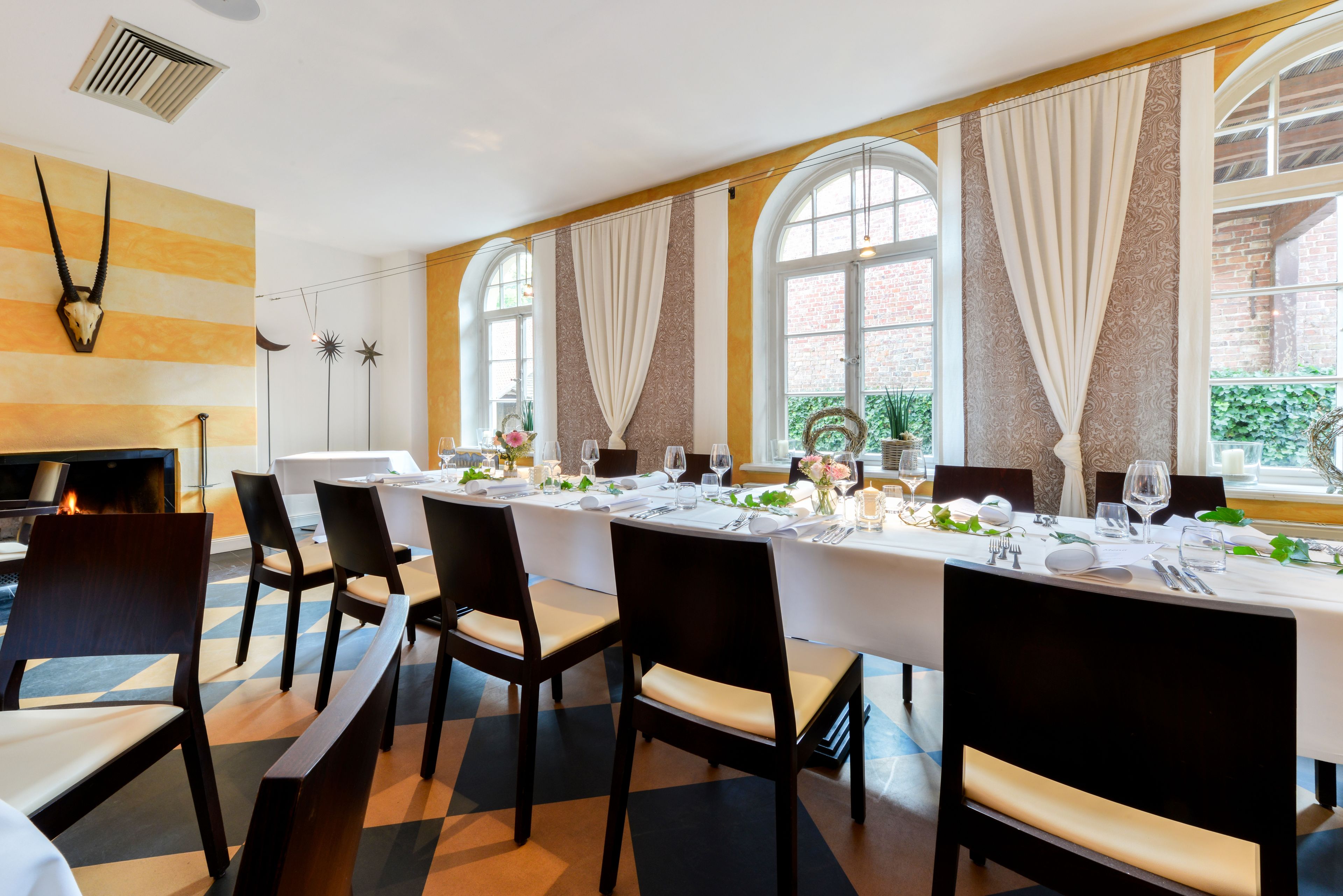 dinner served, german cuisine, al fresco dining