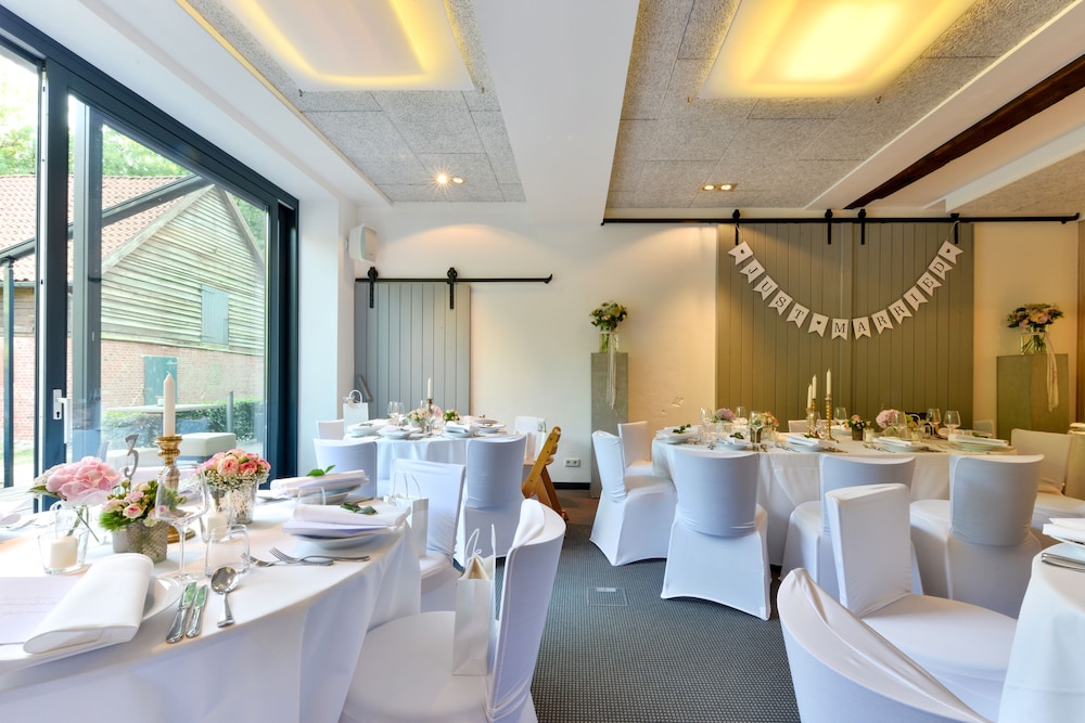 Hotel zur Kloster-Mühle by null