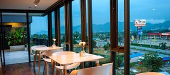 The 28th Hotel