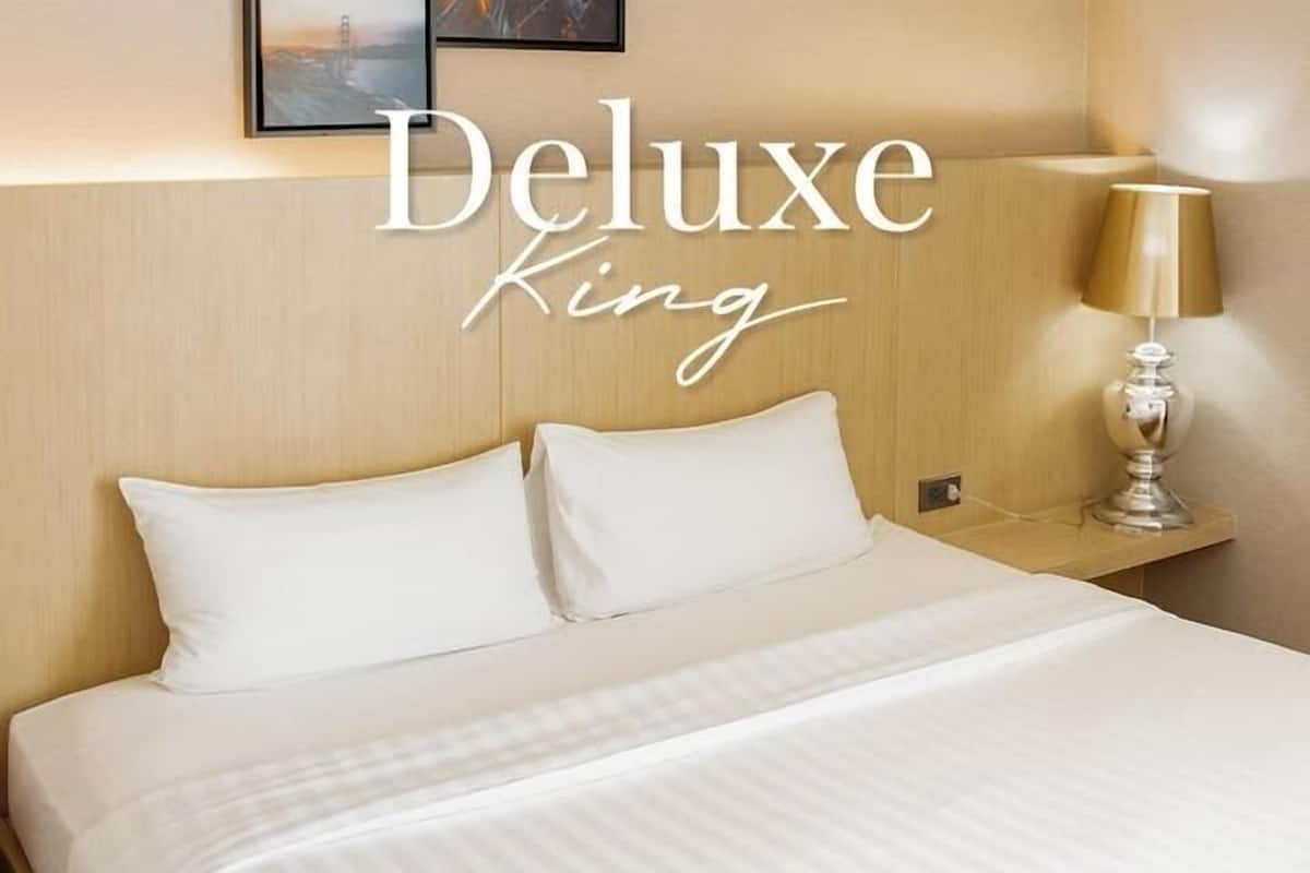 Deluxe Double Room | WiFi (free), bed sheets
