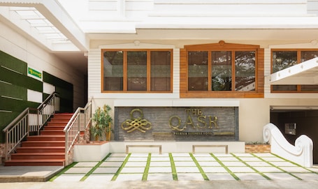 Front of property. Treebo The Qasr