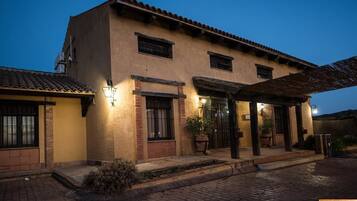 Twin Room (Guadalmez) | Soundproofing, free WiFi