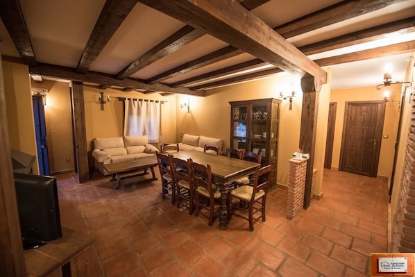 Habitació amb dos llits individuals (Guadalmez) | 1 dormitori, habitacions insonoritzades i wifi gratuïta